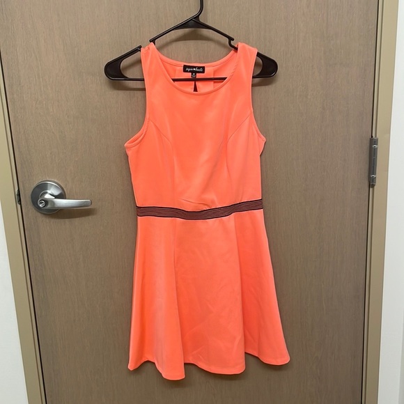 Pink Dress with belt-NWOT - Picture 1 of 3